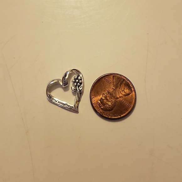 Jewelry - Silver Heart shaped daughter charm